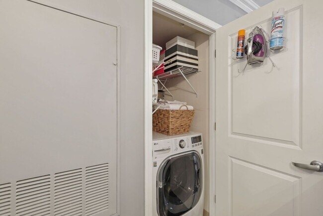Building Photo - UPDATED Modern 1BR at The Artisan | Downtown DC Living