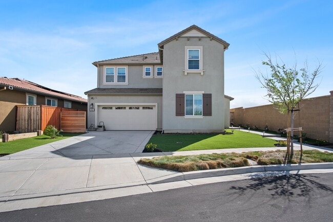 Building Photo - 2480 Iverstone St