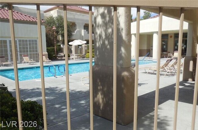 Building Photo - Beautiful Condo in a sought-after Gated Summerlin Community!