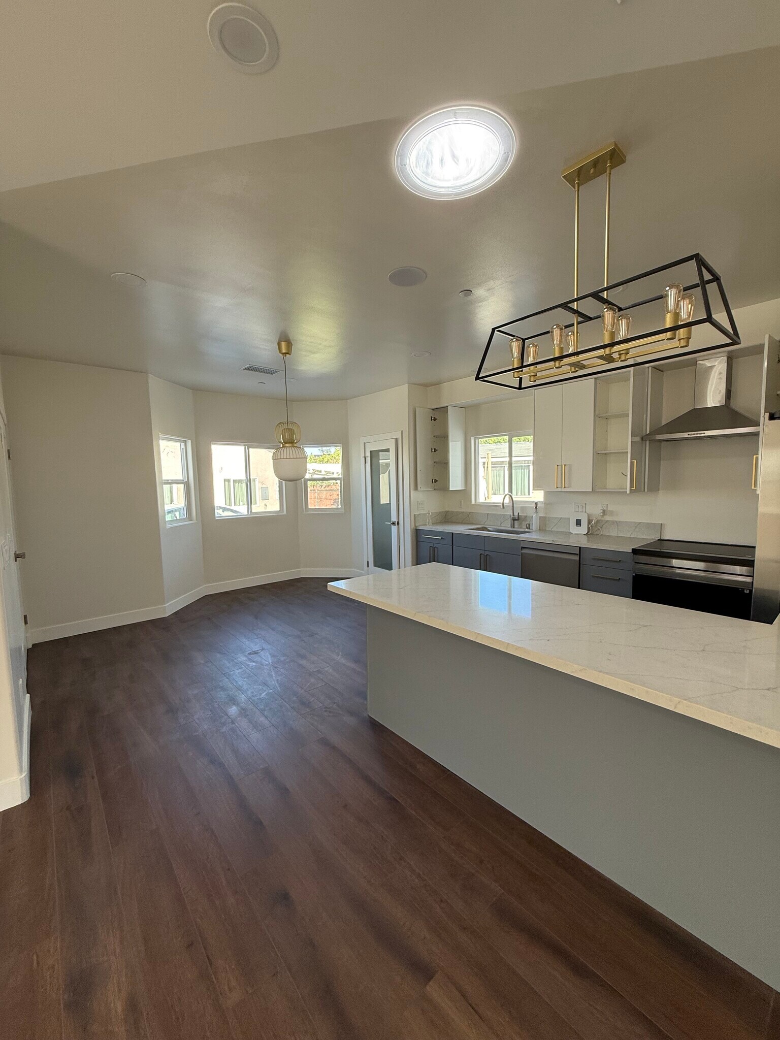 KITCHEN - 6460 Mary Ellen Ave