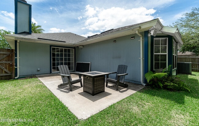 Building Photo - 9093 Fallsmill Dr