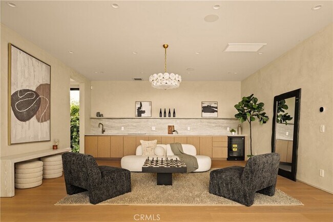 Building Photo - 5006 Enfield Ave