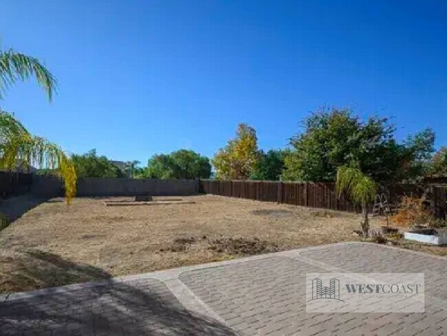 Building Photo - 41018 Crimson Pillar Ln