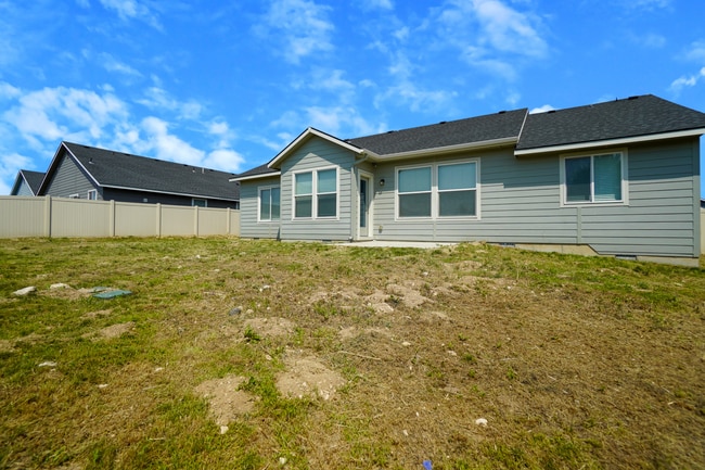 Building Photo - 5965 S Nordean Ave