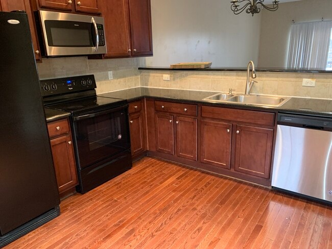 Building Photo - 9578 Walkers Glen Dr NW