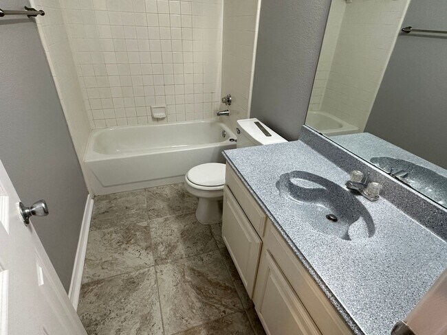 Building Photo - PERFECT HOME IN PRESTON OAKS!