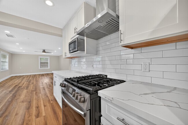 Building Photo - 4038 Cheena Dr