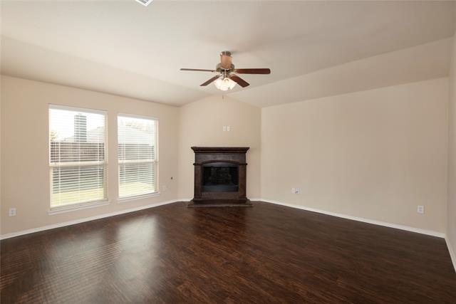 Building Photo - 1024 Lake Hollow Dr