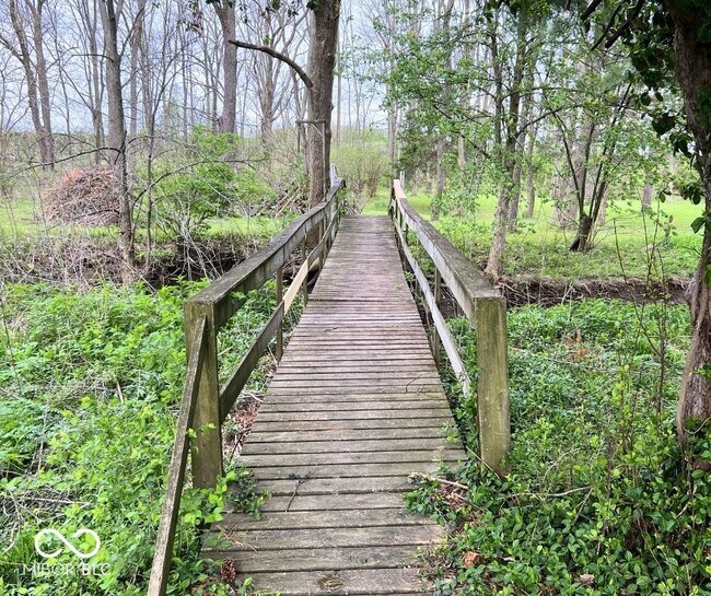 Building Photo - 6640 N 225 W