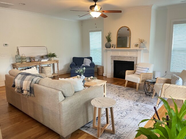 Building Photo - 177 Pineland Cir