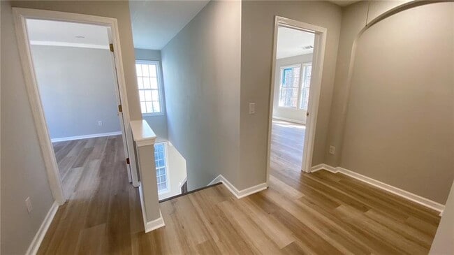 Building Photo - 325 Pintail Ct