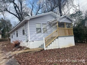 Building Photo - Cozy 3-Bedroom Home