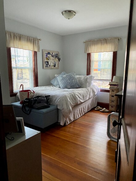 Building Photo - 14 Winter St