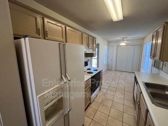 Building Photo - 3931 Long Creek Rd