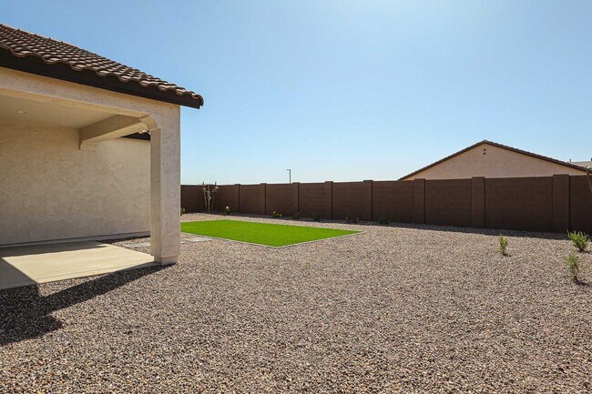 Building Photo - Never lived in 4 bedroom home in Asante Community