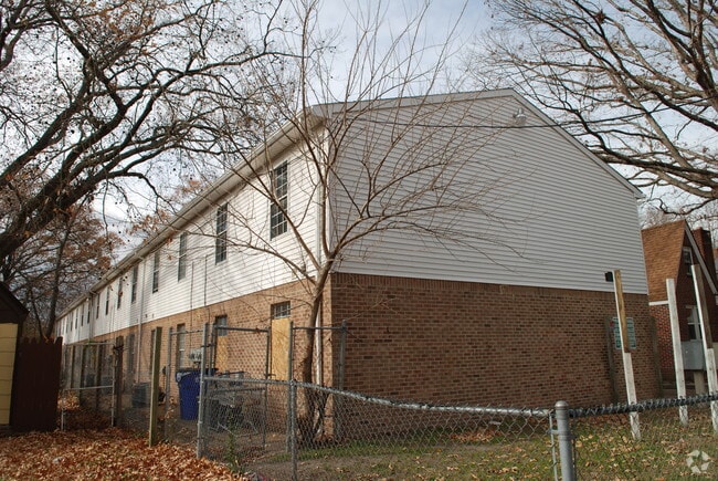 Building Photo - Alexander Place Apartments