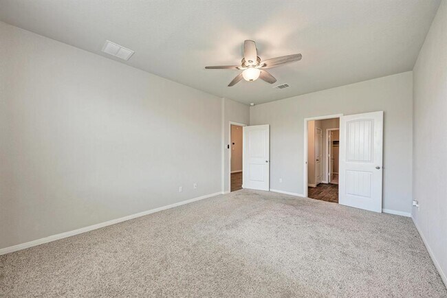 Building Photo - 125 Jubilee Dr