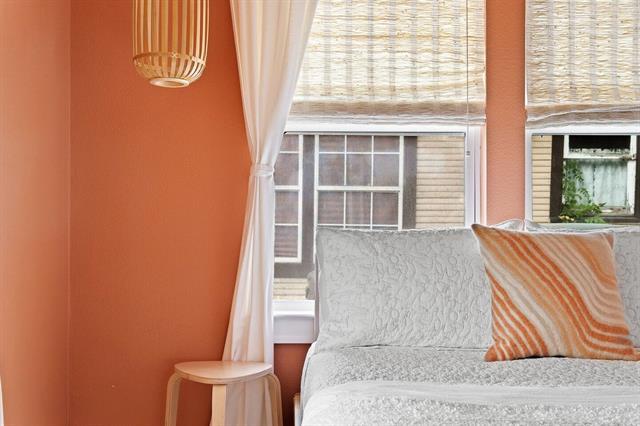 Building Photo - 407 S Marlborough Ave