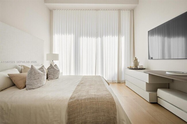 Building Photo - 4701 Meridian Ave