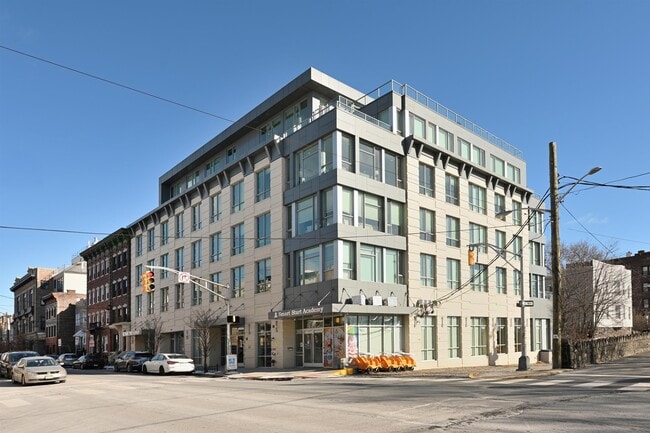 Building Photo - 502 Palisade Ave