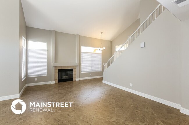 Building Photo - 5032 Jacarilla Ln