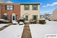 Building Photo - 8 Marsh Ct