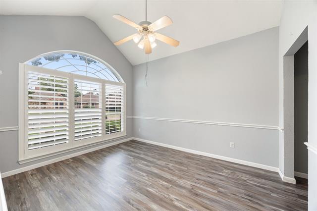 Building Photo - 2016 Falcon Ridge Dr