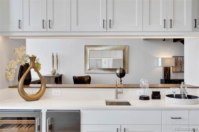 Building Photo - 1959 Wewatta St