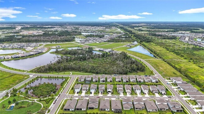 Building Photo - 10005 Patterson Wy