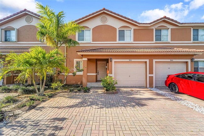 Building Photo - 9840 NW 19th Pl