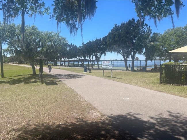 Building Photo - 456 W Minneola Ave