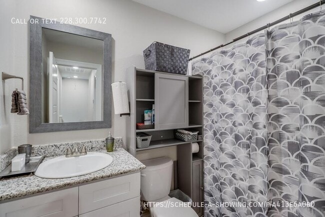 Building Photo - 142 Coral Breeze Drive