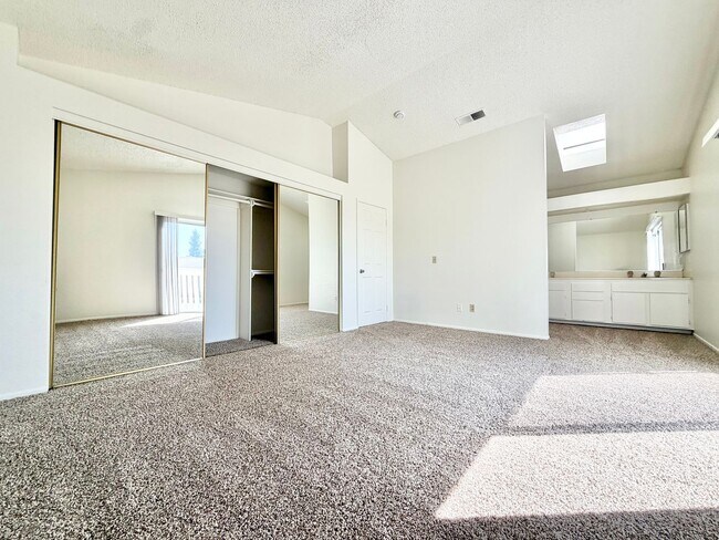 Building Photo - 16309 Silverbirch Rd