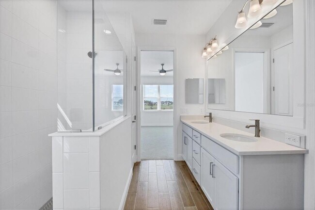 Building Photo - 1019 Waterline Ct