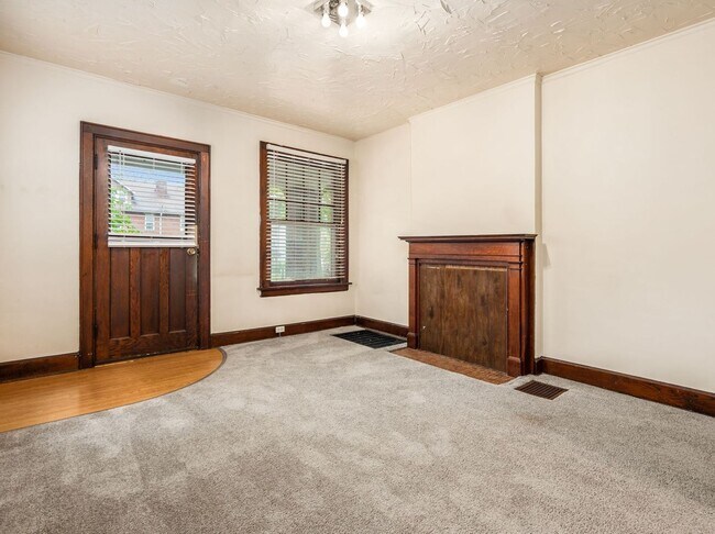 Building Photo - 2086-2090-2090 N 4th St