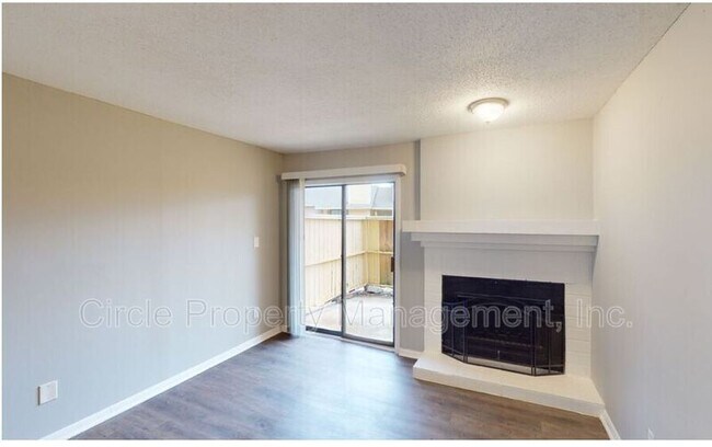 Building Photo - 4031 Hunters Ridge Dr SW
