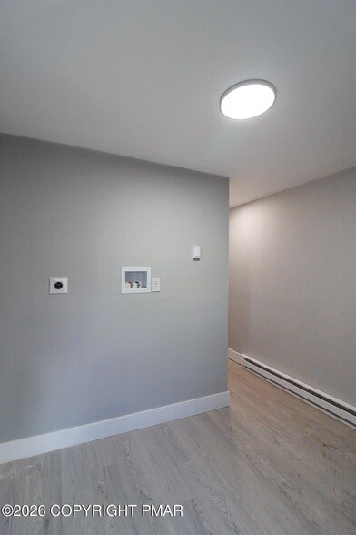 Building Photo - 1543 Coolbaugh Rd