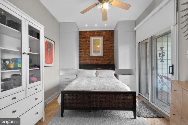 Building Photo - 1434 Potomac Ave SE