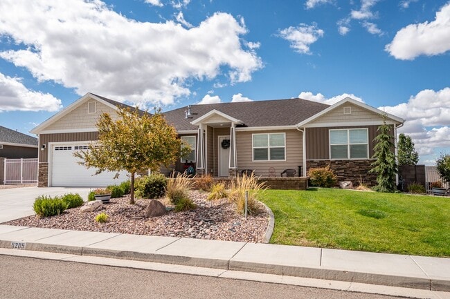 Building Photo - 6 bed; 3 bath single family home in Enoch