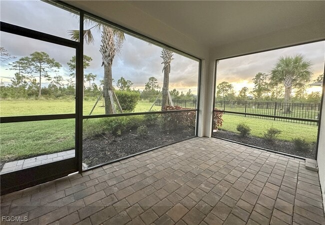 Building Photo - 43800 Blue Heron Ln