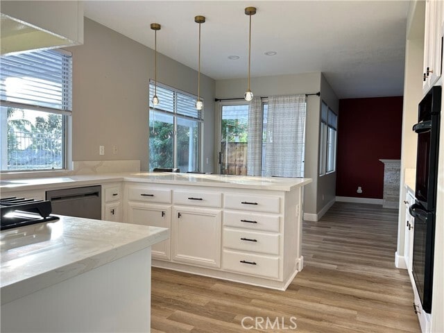 Building Photo - 10 Via Onza