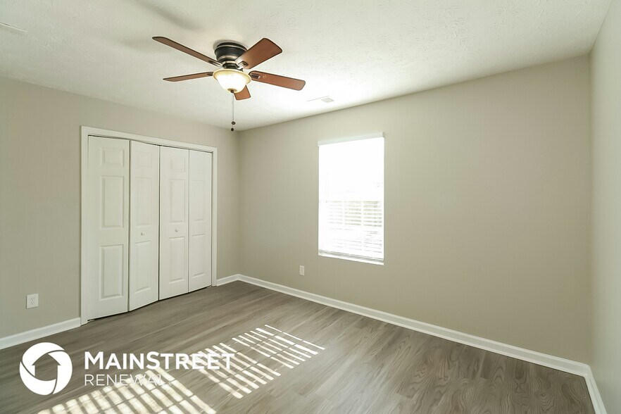Building Photo - 10950 Cimmaron Ct