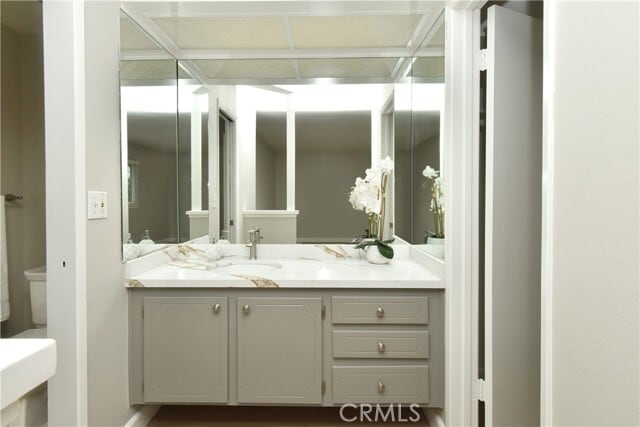 Building Photo - 4247 Larwin Ave