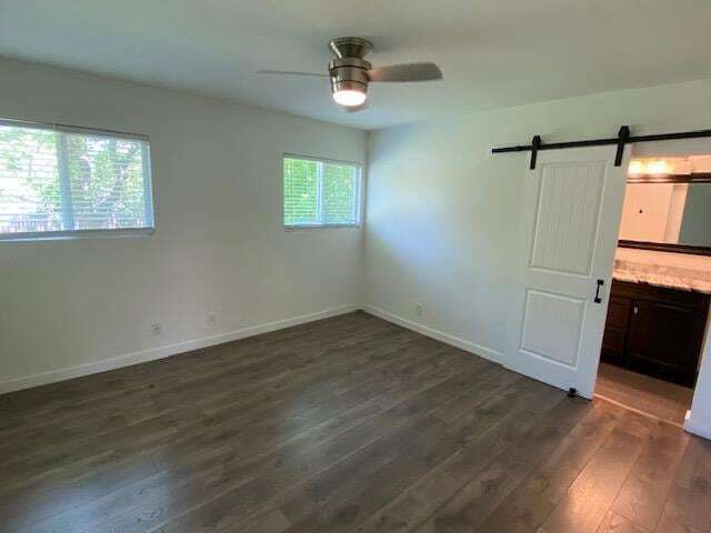 Building Photo - 900 Riddlewood Dr