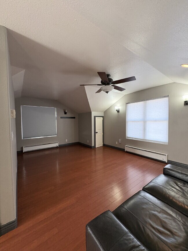 Building Photo - Old North End Studio