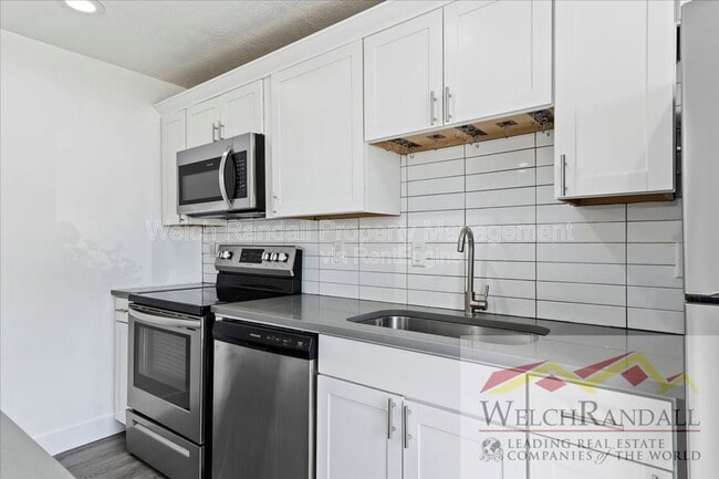 Building Photo - 212 W 4800 S