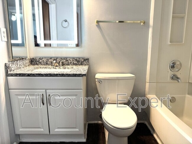 Building Photo - 862 Regal Path Ln