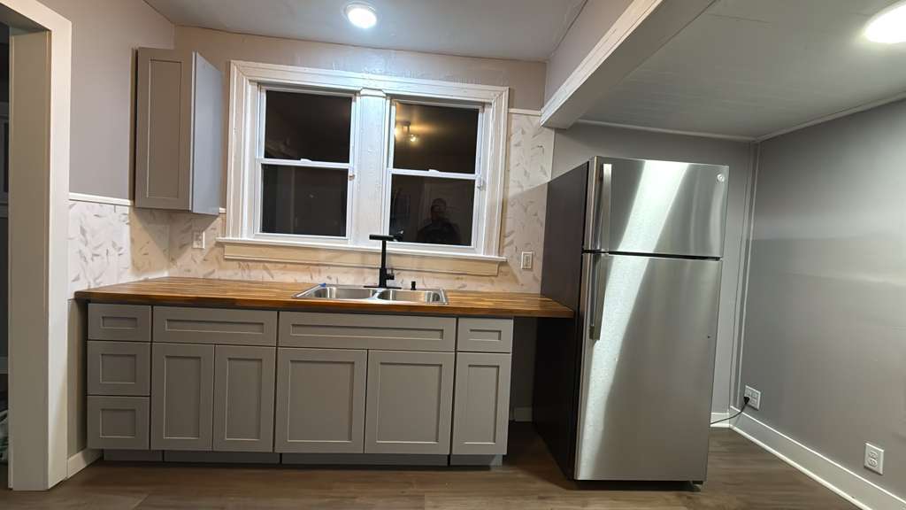 Building Photo - 718 Randolph St