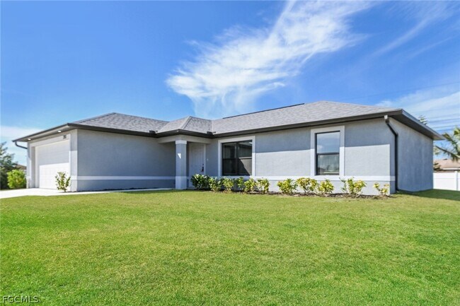 Building Photo - 2212 NE 7th Ave