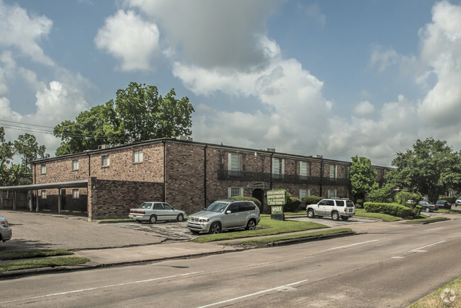 Primary Photo - Beechwood Apartments